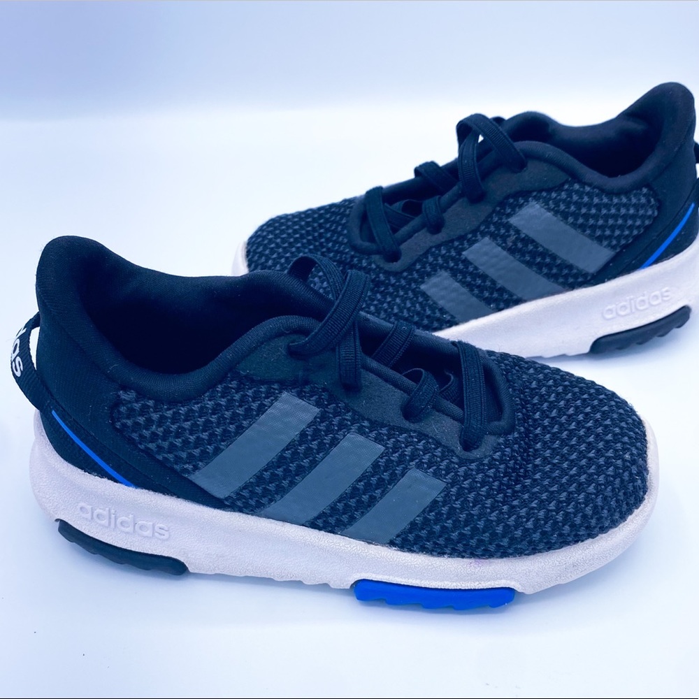 ❌SOLD❌ Adidas Racer Black Sneakers Size 8 Toddlers